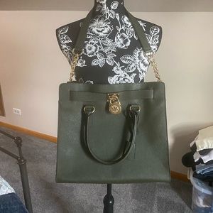 Michael Kors olive green should bag